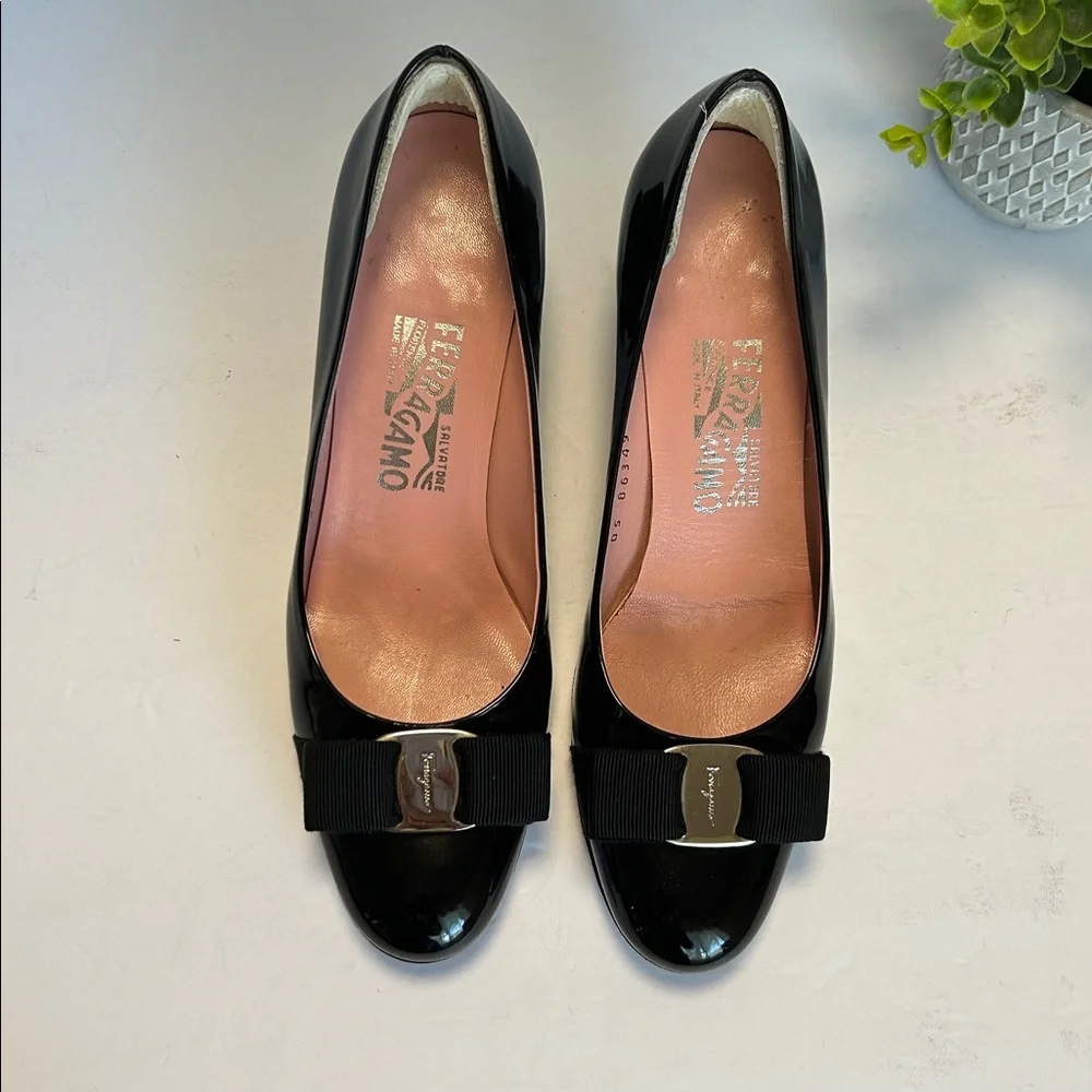 Salvatore Ferragamo Black Patent Leather Heels - Picture 3 of 17
